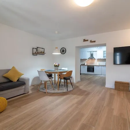 Apartment Benzon Vranjic